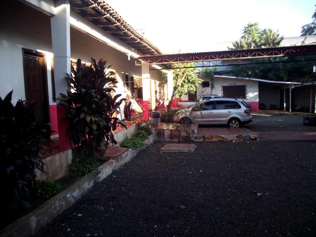 Pousada Jk 2*